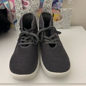 FLASH SALE. Allbirds Charcoal Sneakers. BRAND NEW